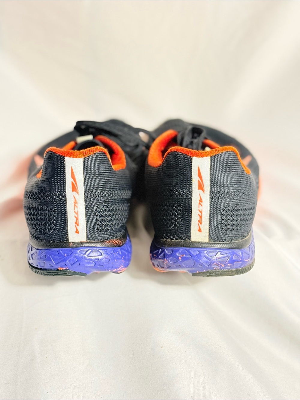 Altra Escalante Black size 11 Running Shoe Red Accent Orange to Purple Gradient - Picture 8 of 13